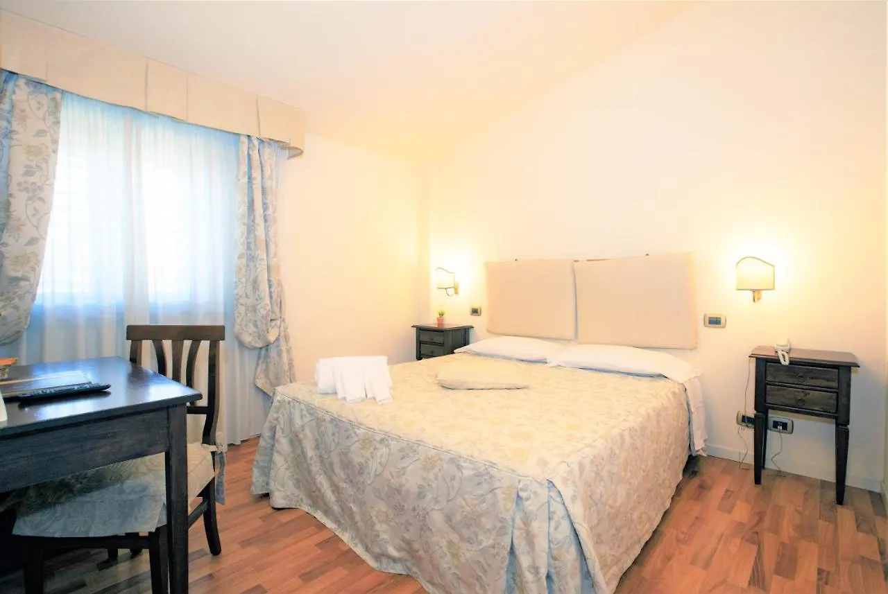 Hotel Arcobaleno Σιένα