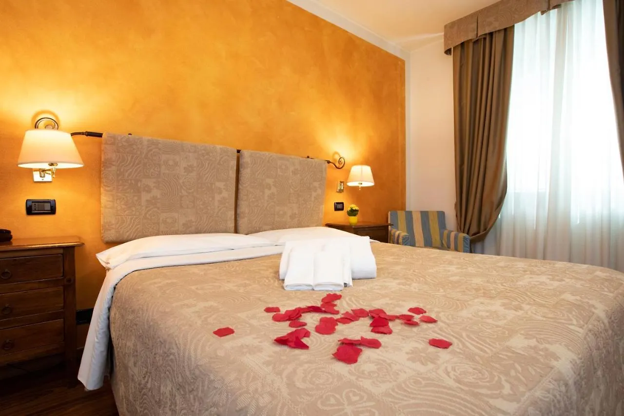 Hotel Arcobaleno Sienne