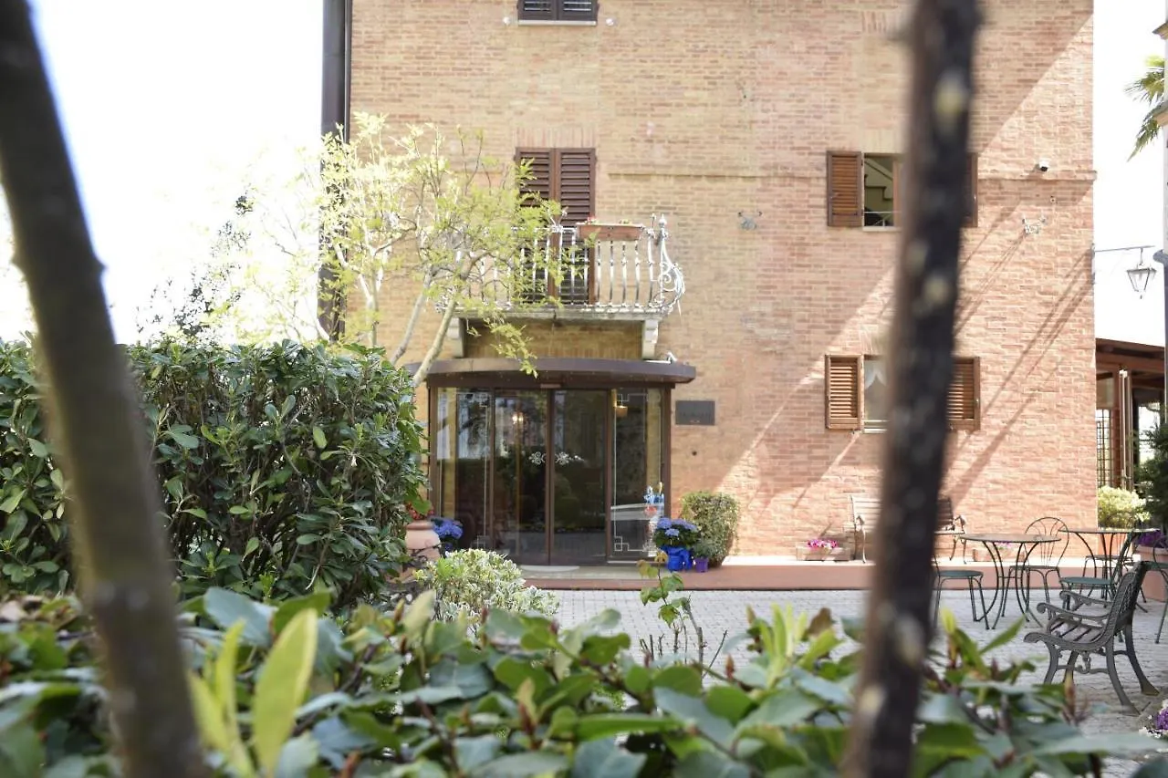 Hotel Arcobaleno Siena 3*,  Itália